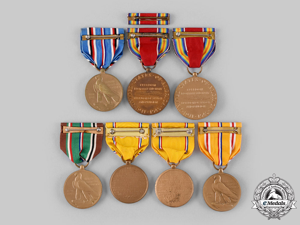 united_states._a_lot_of_seven_second_war_service_medals_ci19_6885