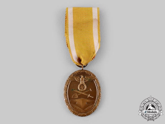 germany,_wehrmacht._a_west_wall_medal_ci19_7050