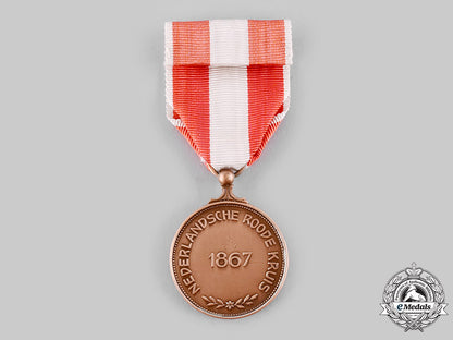 netherlands,_kingdom._a_medal_of_merit_of_the_dutch_red_cross,_ii_class_bronze_grade,_c.1945_ci19_7070_1
