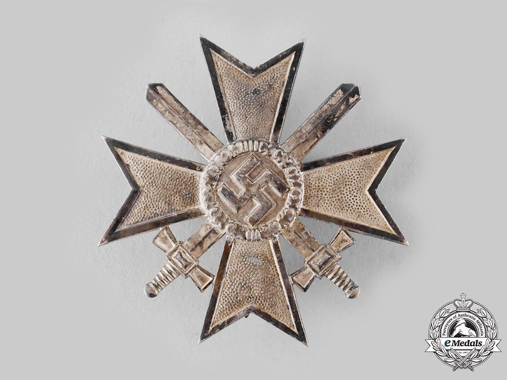 germany,_wehrmacht._a_war_merit_cross,_i_class_with_swords,_by_julius_bauer&_söhne_ci19_7153