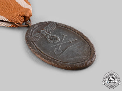 germany,_third_reich._a_lot_of_medals_and_badges_ci19_7272