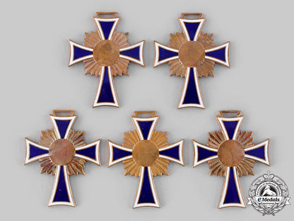 germany,_third_reich._a_lot_of_factory_unfinished_honour_crosses_of_the_german_mother_ci19_7298_1