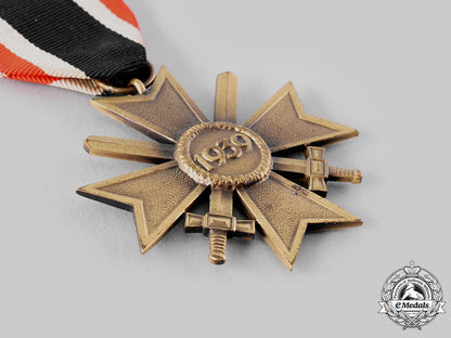 germany,_wehrmacht._a_war_merit_cross,_ii_class_with_swords,_by_lind&_meyrer_ci19_7330