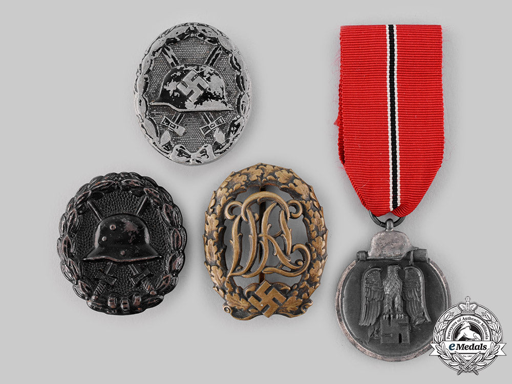 germany,_wehrmacht._a_lot_of_medals_and_badges_ci19_7337