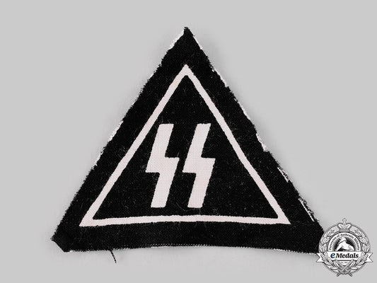 germany._ss._a_waffen-_ss_eastern_youth_volunteer_arm_insignia_ci19_7468_1