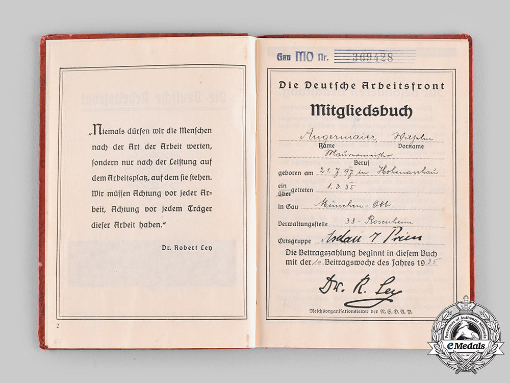 germany,_daf._a_lot_of_german_labour_front(_daf)_membership_books_ci19_7477