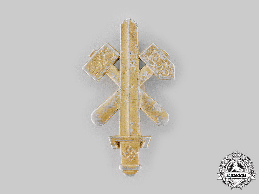 germany,_nsdap._a_gau_essen10-_year_badge_by_ferdinand_hoffstätter_ci19_7502