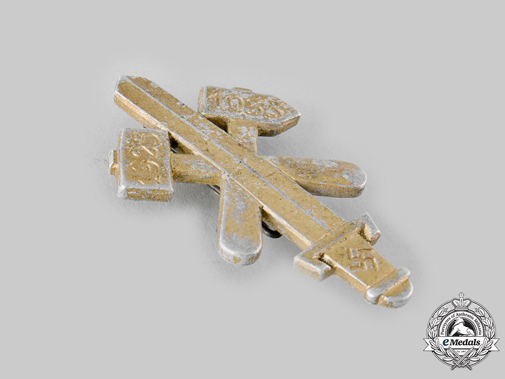 germany,_nsdap._a_gau_essen10-_year_badge_by_ferdinand_hoffstätter_ci19_7504