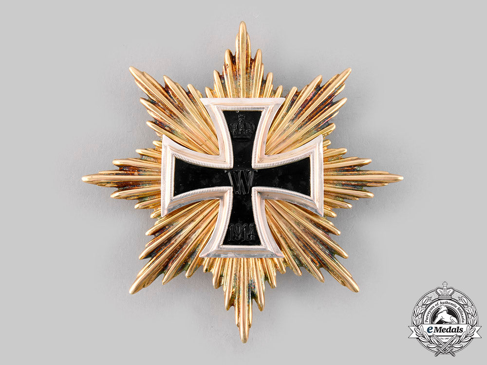 germany,_imperial._a_star_of_the_grand_cross_of_the_iron_cross,_with_case,_museum_exhibition_example_ci19_7574