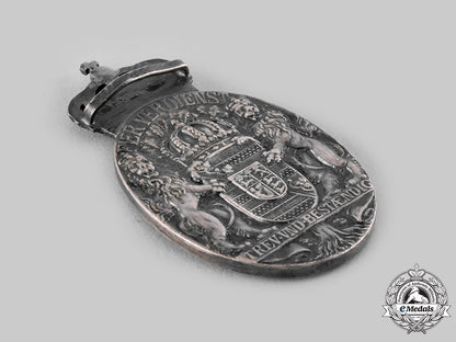 saxe-_coburg_and_gotha,_duchy._a_silver_duke_carl_eduard_medal_with_crown,_c.1915_ci19_7615