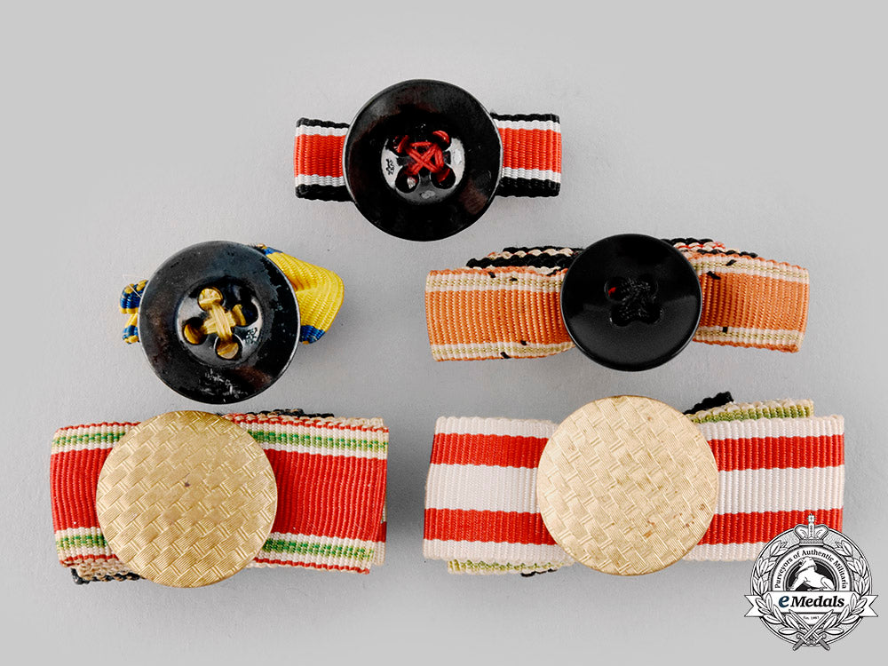 germany._a_lot_of_medal_ribbon_boutonnieres_ci19_7675_1
