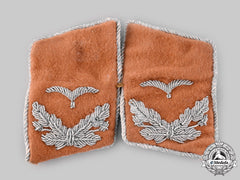 Germany, Luftwaffe. A Set Of Communications Leutnant Collar Tabs