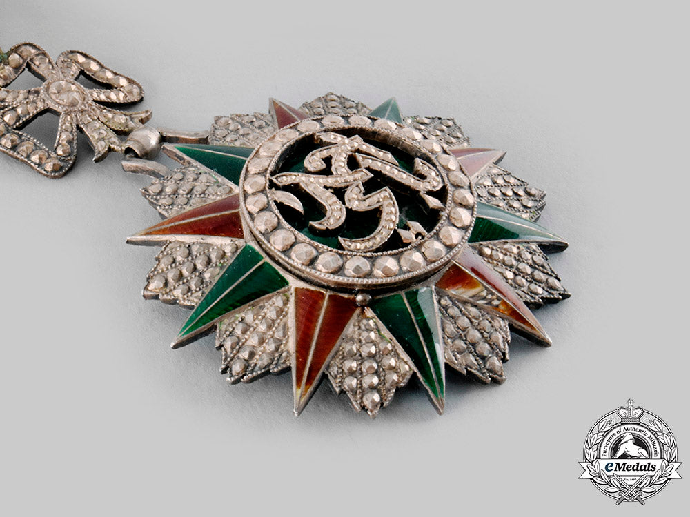tunisia,_french_protectorate._an_order_of_glory,_iv_class_officer,_c.1935_ci19_7967