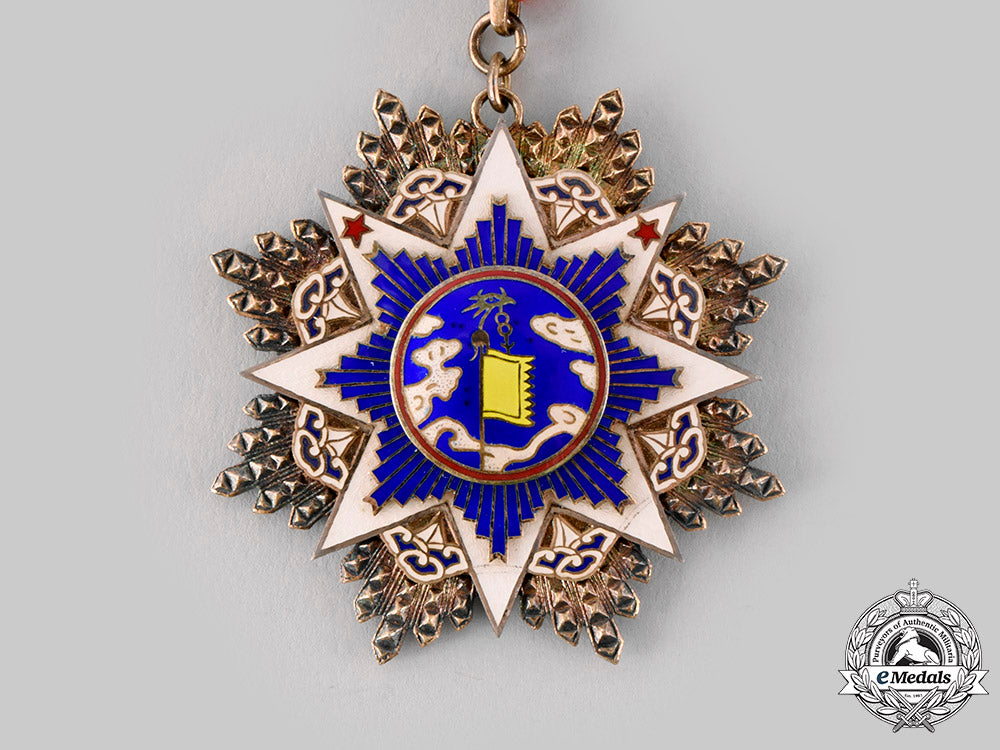 china,_republic._an_order_of_the_resplendent_banner,_v_class_commander,_c.1935_ci19_7982