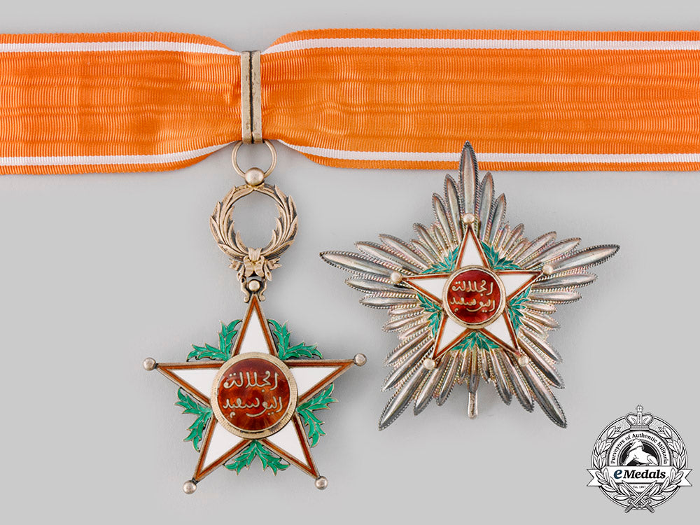 morocco,_kingdom._an_order_of_ouissam_alaouite,_ii_class_grand_officer,_by_arthus_bertrand,_c.1945_ci19_8024_1_1_1