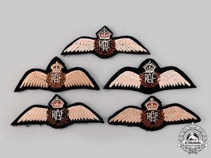 canada,_united_kingdom._a_lot_of_five_king's_crown_air_force_pilot_badges_ci19_8088