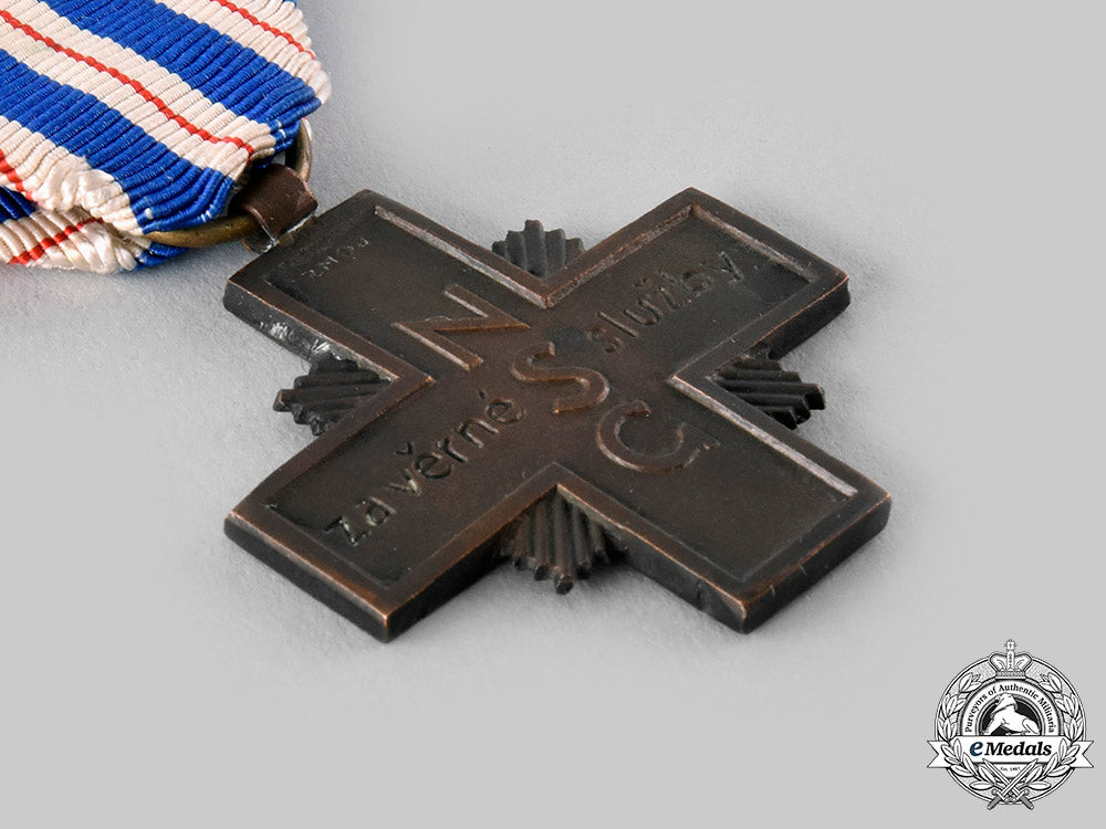 czechoslovakia,_republic,_socialist_republic._three_medals_ci19_8179_1_1
