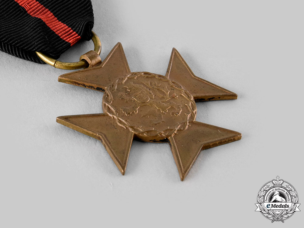 czechoslovakia,_republic,_socialist_republic._three_medals_ci19_8180_1_1