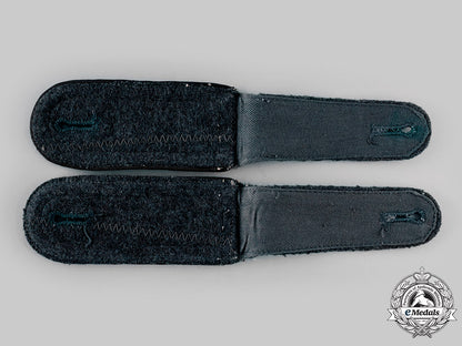 germany,_luftwaffe._a_set_of_medical_unterfeldwebel_shoulder_straps_ci19_8212_1