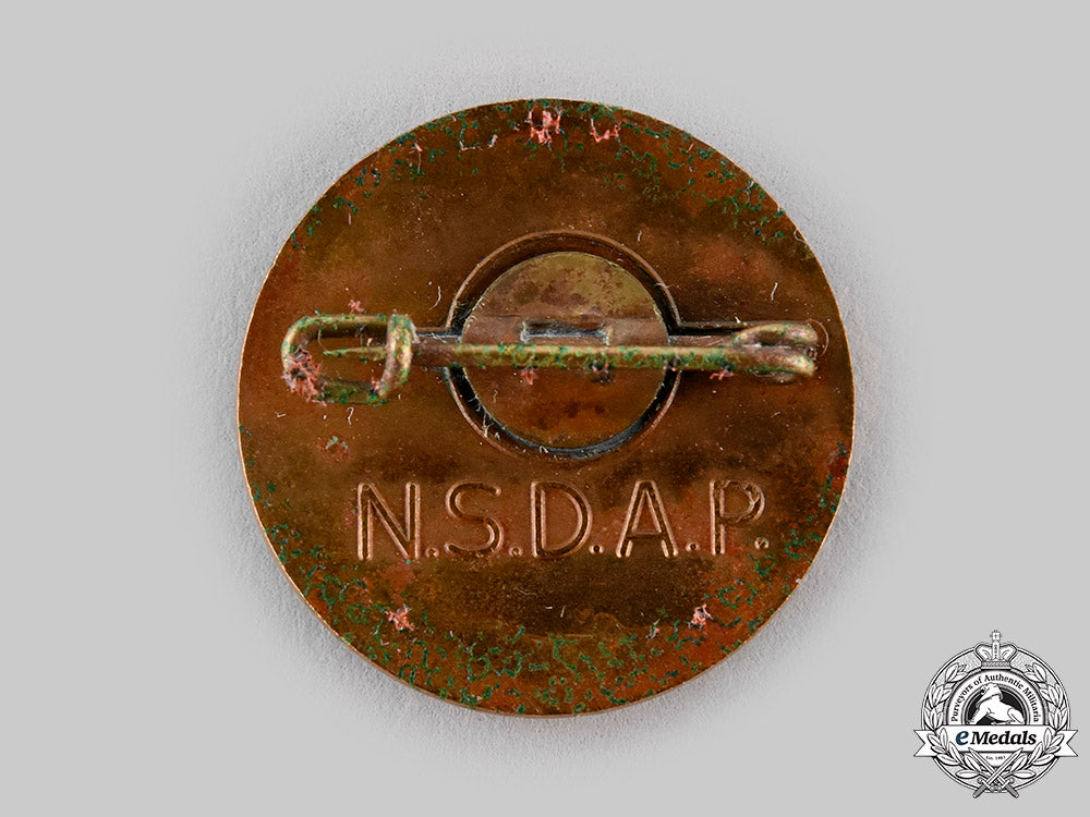 germany,_nsdap._a_donor’s_badge_ci19_8267