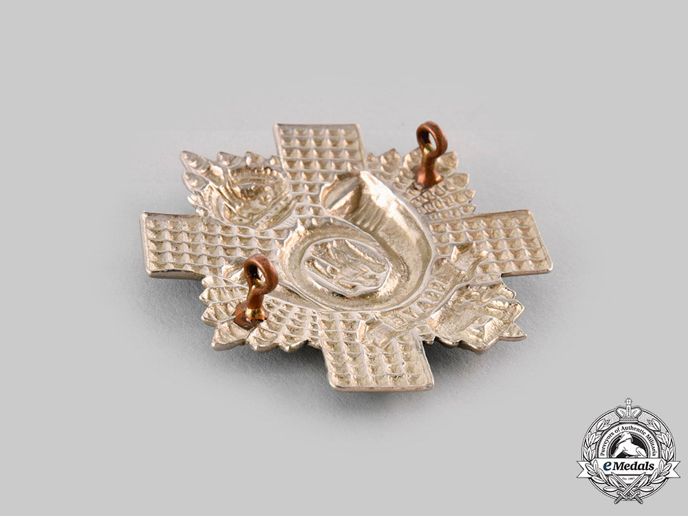 canada._a_lot_of_six_glengarry_badges(_post1945_manufacture)_ci19_8389