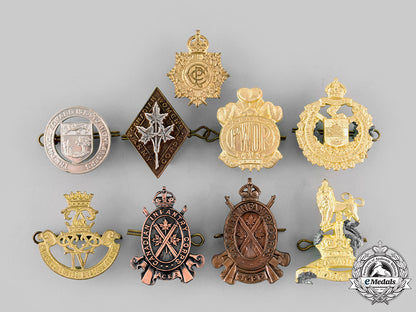 canada._a_lot_of_canadian_cap_badges(_post1945_manufactured)_ci19_8430_1