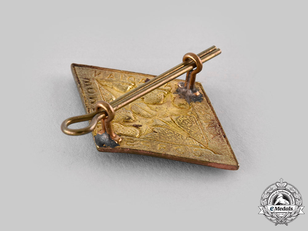 canada._a_lot_of_canadian_cap_badges(_post1945_manufactured)_ci19_8434_1