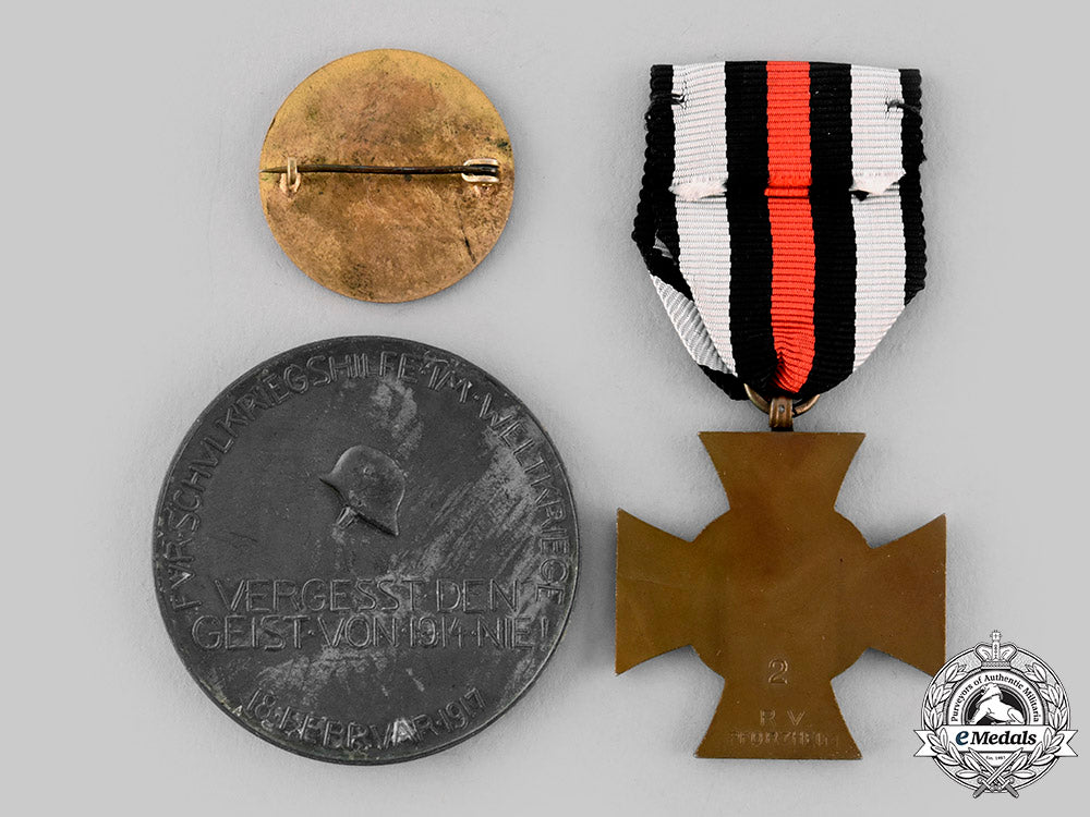 germany,_imperial._a_lot_of_badges&_awards,_c.1918_ci19_8536