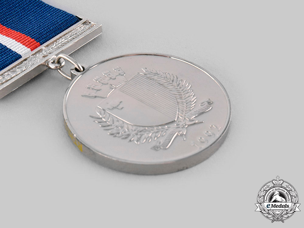 malta,_republic._a_malta_george_cross_fiftieth_anniversary_medal1942-1992_ci19_8630