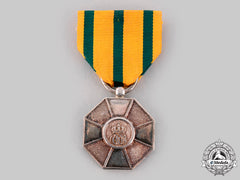Luxembourg, Grand Duchy. An Order Of The Oak Crown, Ii Class Silver Grade Medal, C.1945