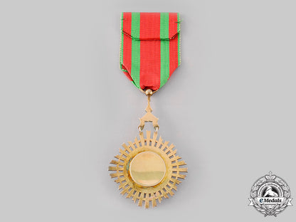 cambodia,_kingdom._an_order_of_the_queen,_v_class_knight(_assarutti),_c.1965_ci19_8711