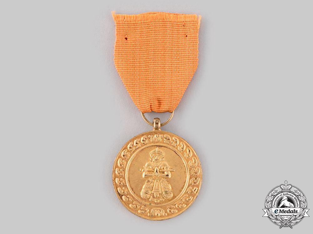 cambodia,_kingdom._a_faithful_service_order,_iii_class_knight(_assarutti),_c.1970_ci19_8725