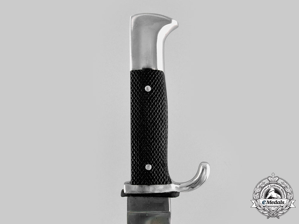 germany,_hj._a_member’s_knife_by_emil_voos_waffenfabrik_ci19_8752