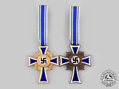 Germany, Third Reich. A Pair Of Honour Crosses Of The German Mother