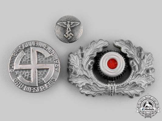 germany,_third_reich._a_lot_of_insignia_ci19_8818_1