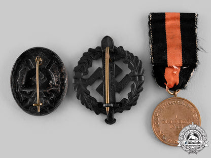 germany,_third_reich._a_lot_of_medals_and_badges_ci19_8823