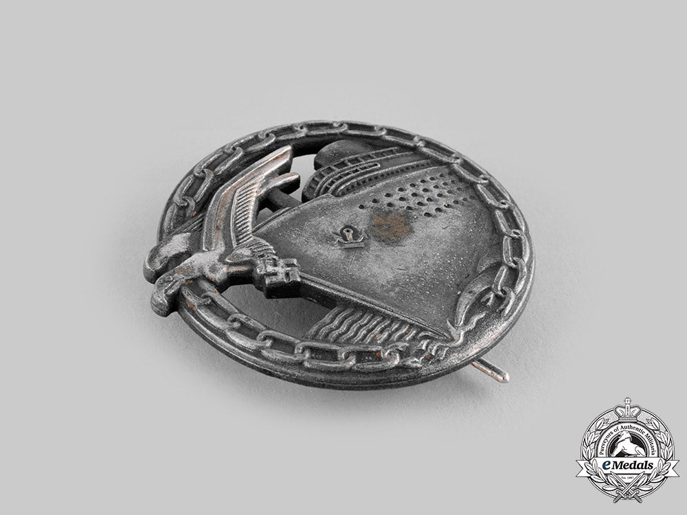 germany,_kriegsmarine._a_blockade_runner_badge,_by_förster&_barth_ci19_8864