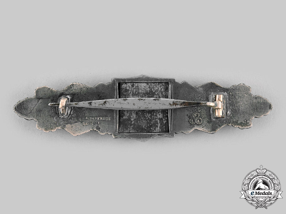 germany,_wehrmacht._a_close_combat_clasp,_silver_grade,_by_friedrich_linden_ci19_8927