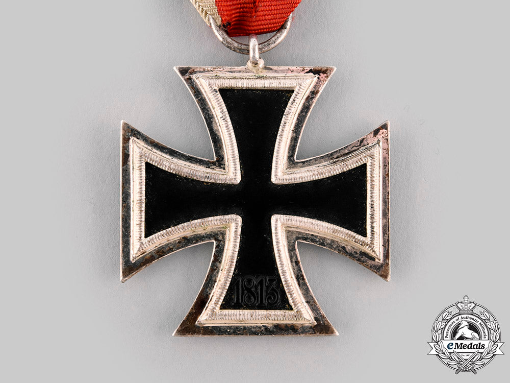 germany,_wehrmacht._a1939_iron_cross_ii_class_by_wächtler&_lange_ci19_8937
