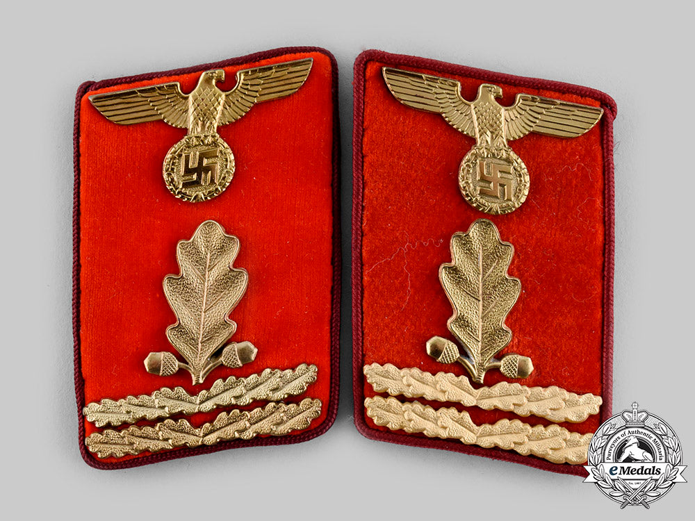 germany,_nsdap._a_set_of_gau-_level_abschnittsleiter_collar_tabs_ci19_9014_1_1_1_1_1_1