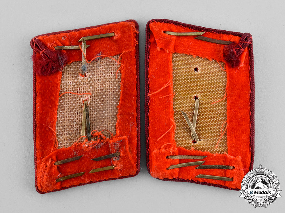germany,_nsdap._a_set_of_gau-_level_abschnittsleiter_collar_tabs_ci19_9015_1_1_1_1_1_1