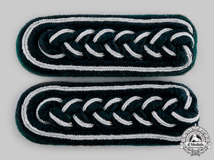 germany,_heer._a_set_of_army_administration_officer’s_shoulder_boards_ci19_9087