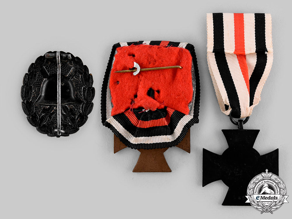 germany,_imperial._a_lot_of_first_war_service_decorations_ci19_9171