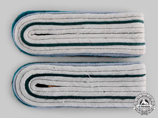 germany,_wehrmacht._a_set_of_administration_officer’s_shoulder_boards_ci19_9418_1