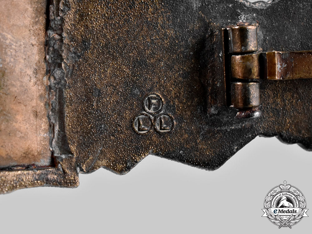 germany,_wehrmacht._a_close_combat_clasp,_bronze_grade,_by_friedrich_linden_ci19_9432