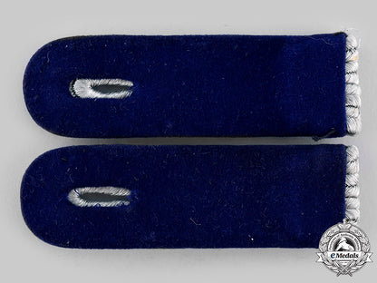 germany,_heer._a_set_of_medical_leutnant_shoulder_boards_ci19_9500_1
