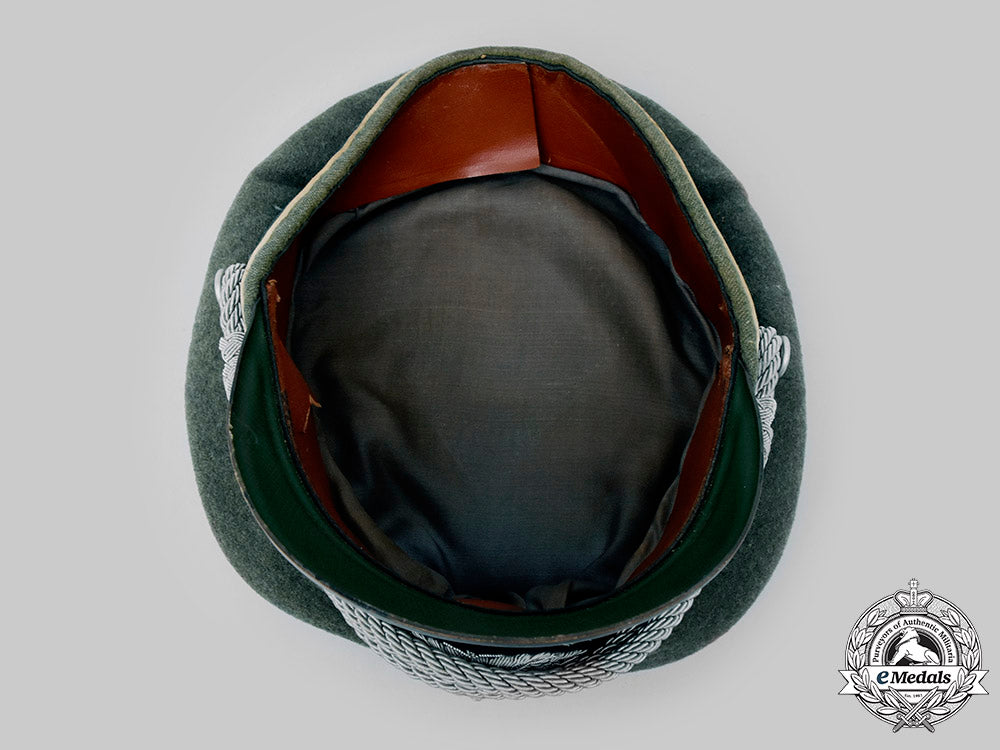 germany,_heer._an_infantry_officer’s_crusher_visor_cap_ci19_9517