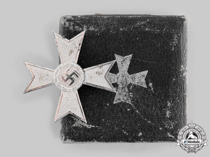 germany,_wehrmacht._a_war_merit_cross_i_class,_with_case_ci19_9608_1