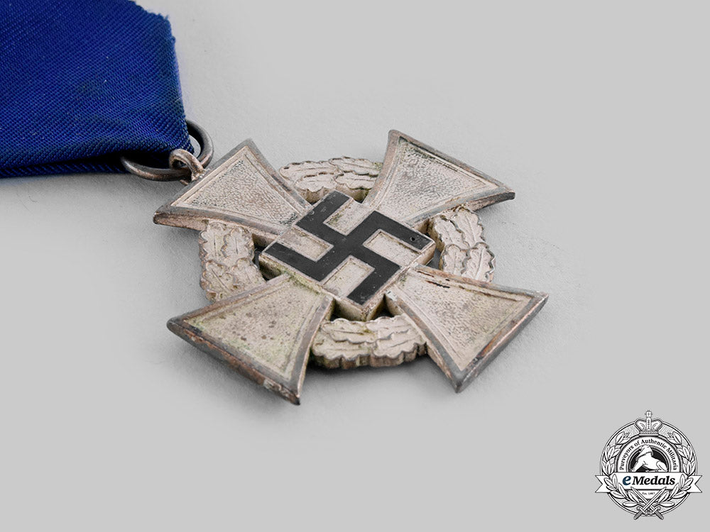 germany,_third_reich._a_pair_of_long_service_decorations_ci19_9624_1_1