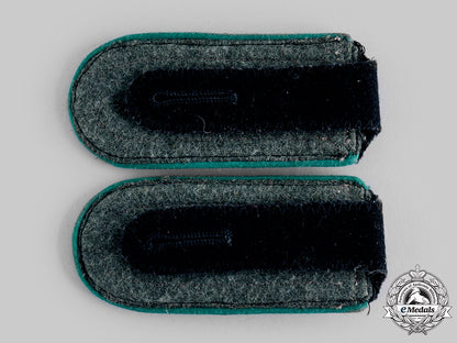 germany,_heer._a_set_of_jäger_oberfeldwebel_shoulder_straps_ci19_9718